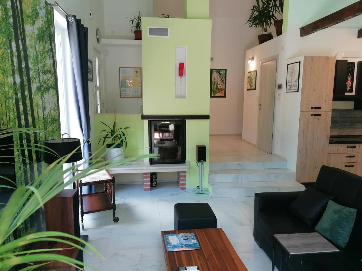 The Forest House Krk 2 Kras Esterno foto